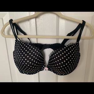 Victoria’s Secret very sexy push-up bra. Size 38D